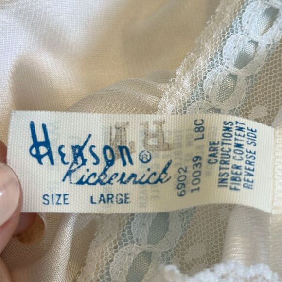 NWT Vtg Henson Kickernick white nylon long robe with lace neckline/3/4 sleeves - Picture 7 of 9